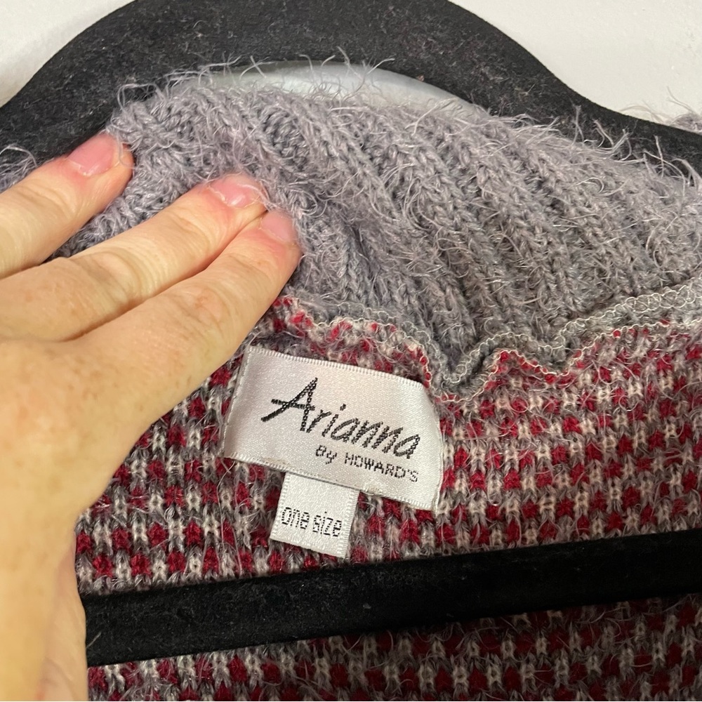 Arianna by Howard’s Fuzzy Soft Plaid Loose Fit Knit Business Casual Sweater OS - Picture 4 of 5